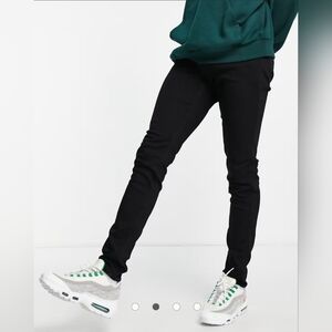 NWT Men's Hollister Stacked Skinny No Fade Black Size 32 x 30